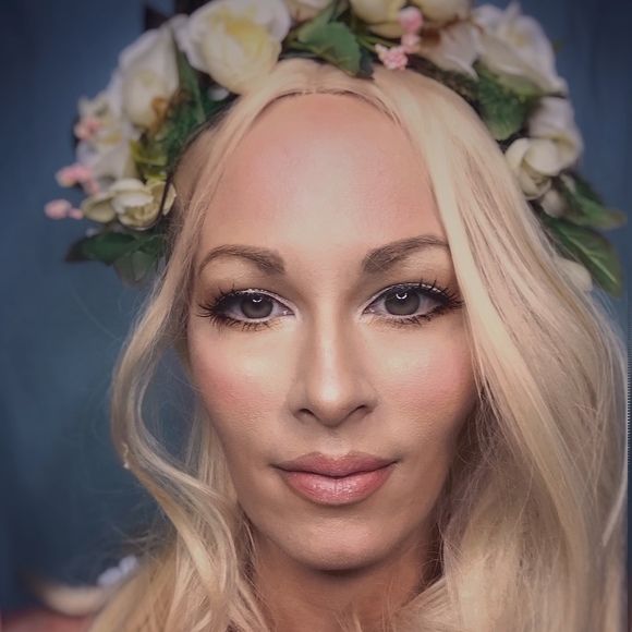 Meet your Posher, Posh - Picture 1 of 1